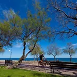 Mafloras Luxury & Beach Apartment
